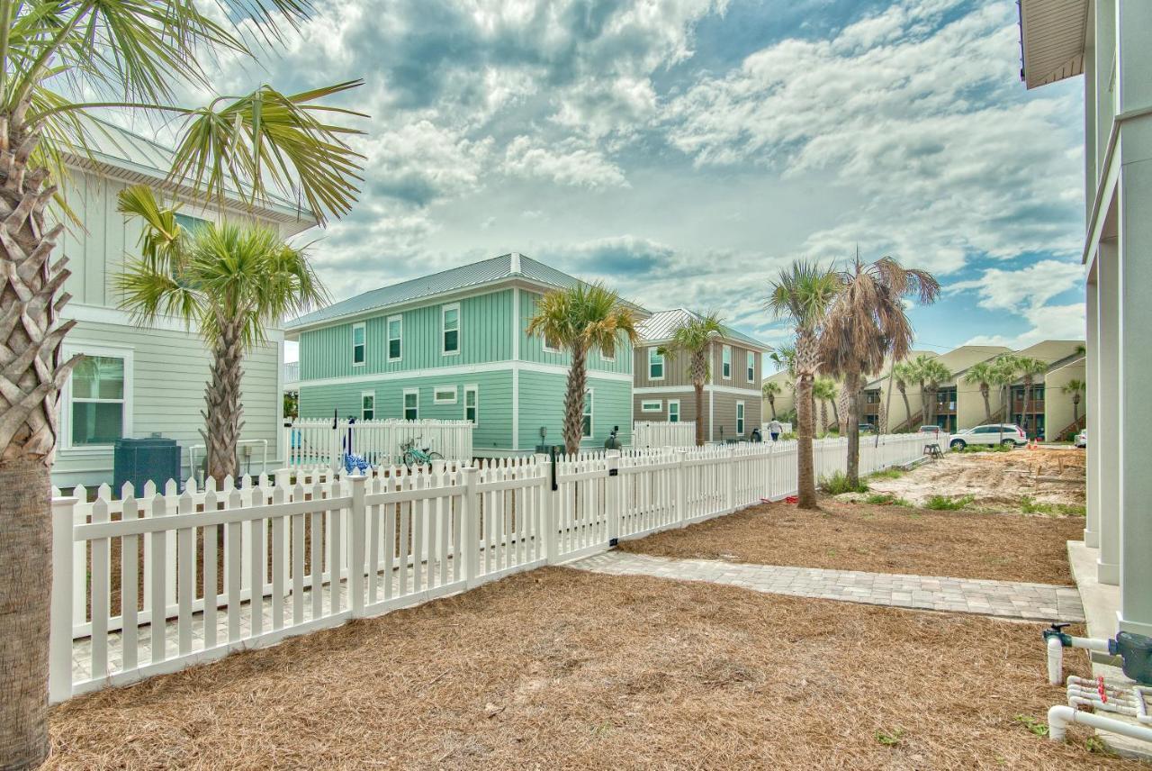 Hook, Wine Sinker - Private Pool! Brand New! * Panama City Beach